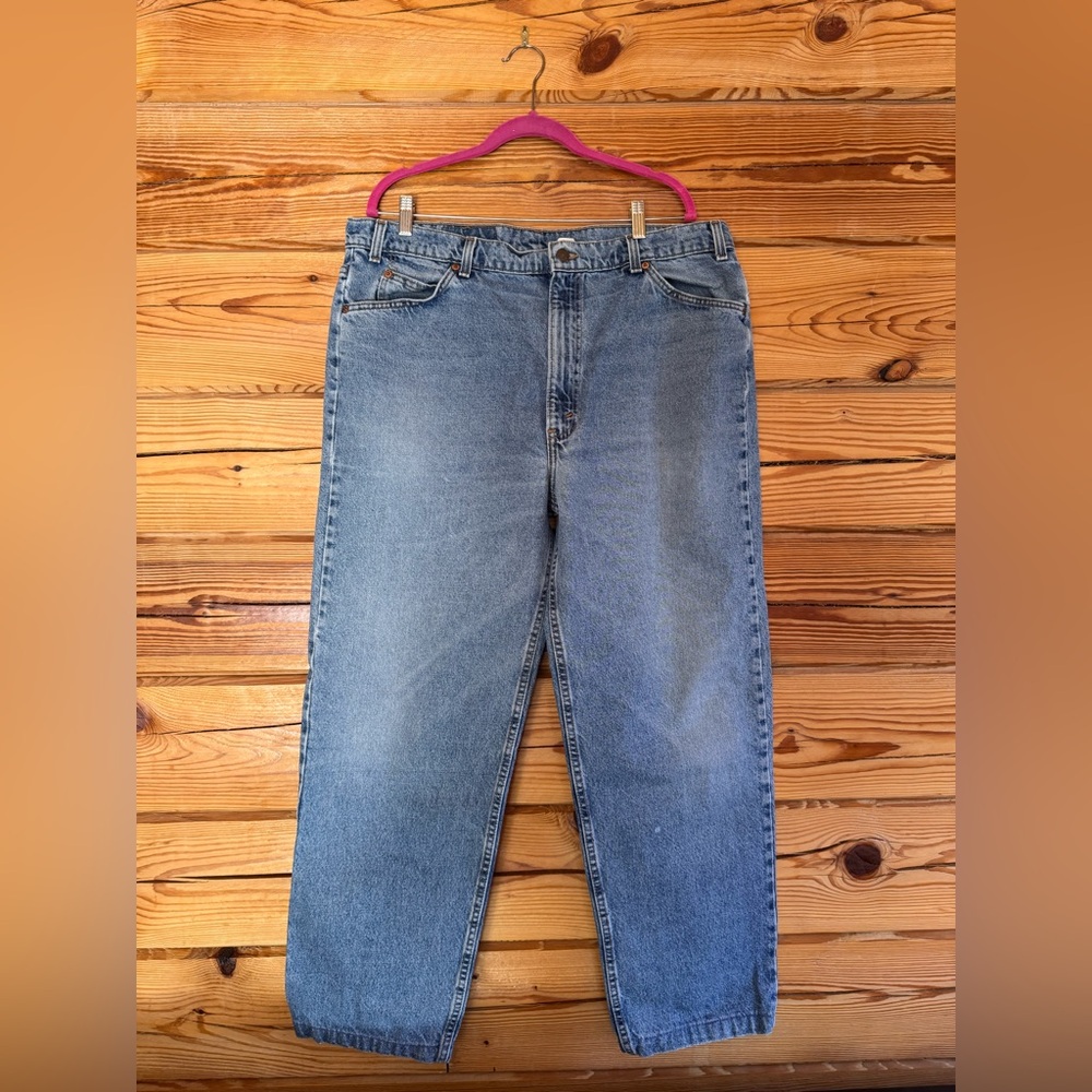 Vintage Levi’s 550 Relaxed Fit Jeans Orange Tab Made in USA 42x38